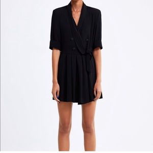 NEVER WARN Black Zara Pleated Tuxedo Romper - size Small